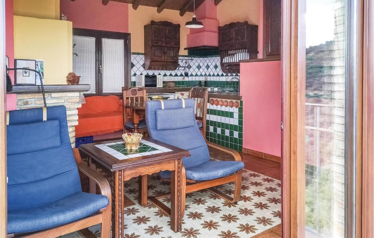 Nice Home In Benalauria With Kitchenette 外观 照片